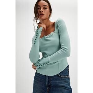 NWT / Free People / Cuff It Long-Sleeve Top / sz M